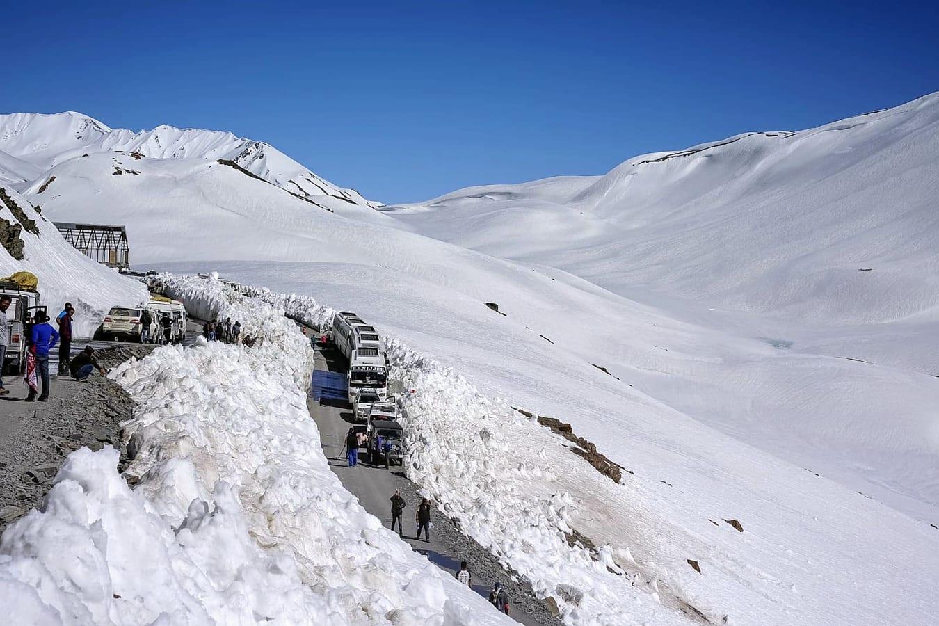 Chandigarh to Manali & Rohtang